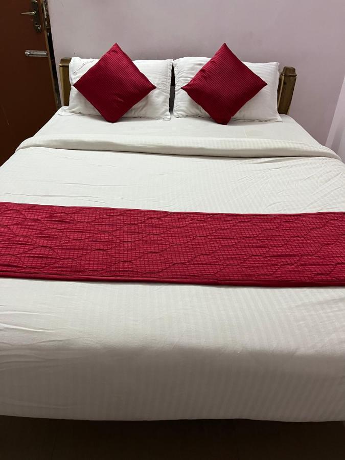 Tulip Villa 3Bhk 2Bhk And 1Bhk Located Near Chunnambar Boat House And Paradise Beach Pūrnānkuppam Exterior foto
