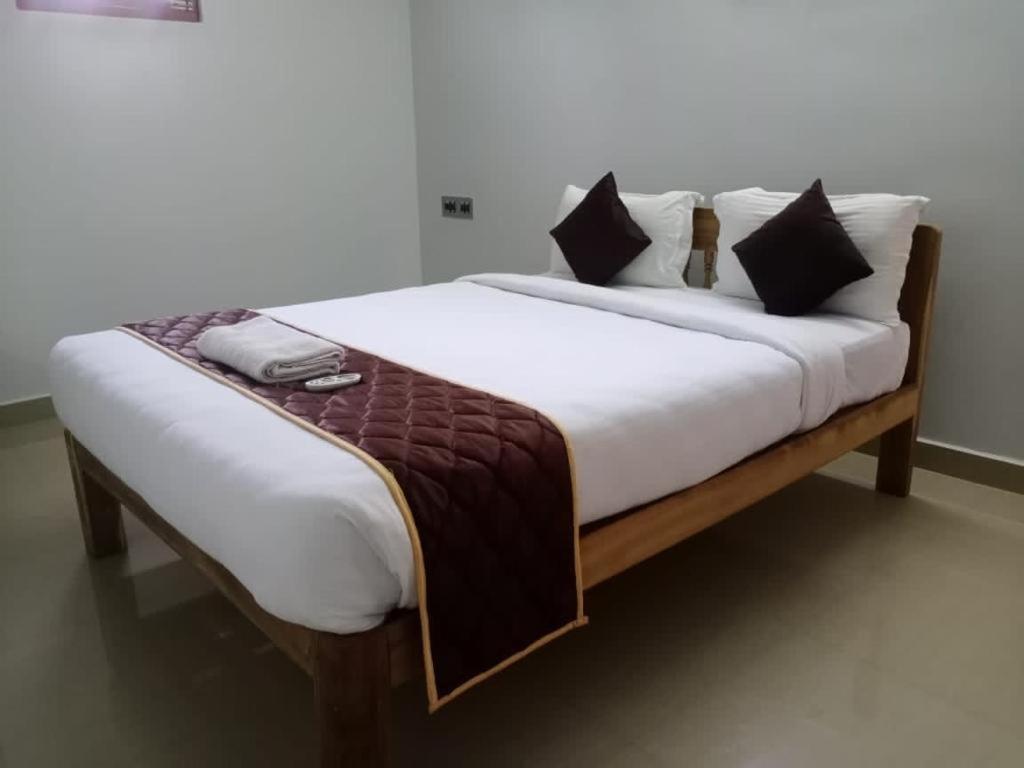 Tulip Villa 3Bhk 2Bhk And 1Bhk Located Near Chunnambar Boat House And Paradise Beach Pūrnānkuppam Quarto foto